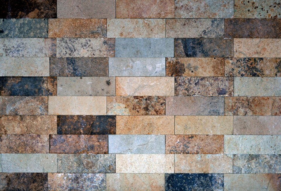 Surface tile