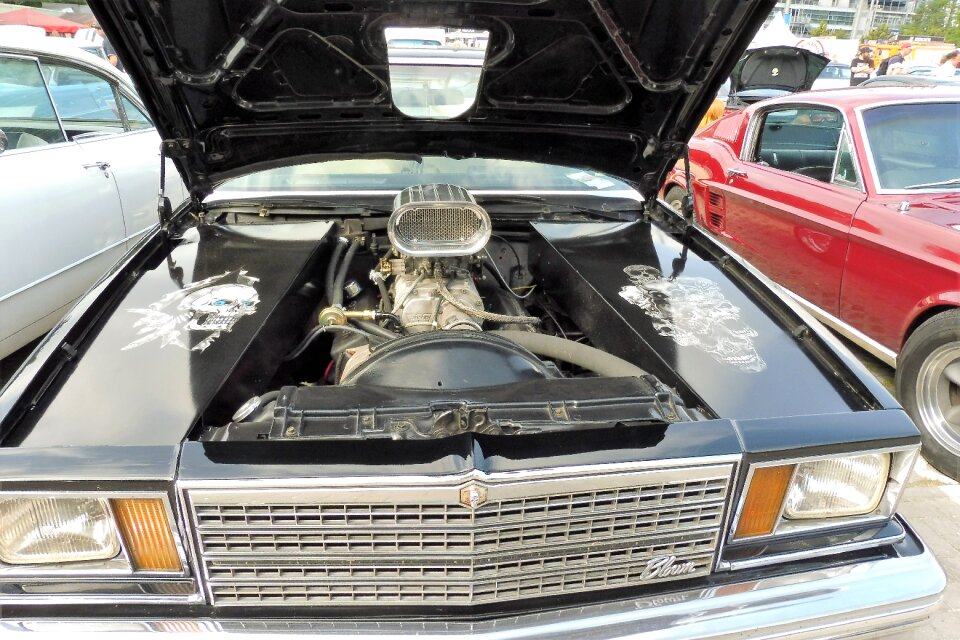 Engine compartment pkw technology