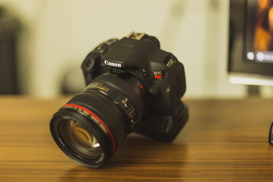 24-105mm exposure colorful
