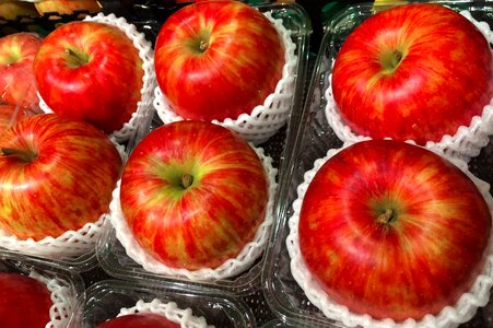 Living supermarket fruits and vegetables
