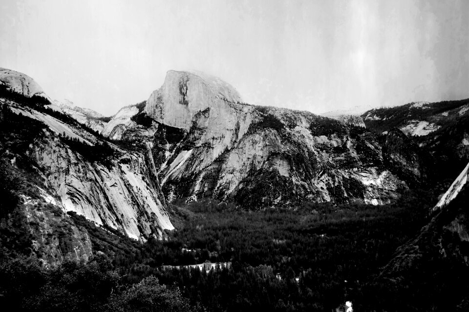 Half dome black and white nature