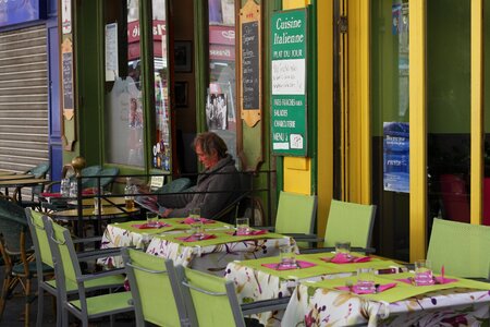Restaurant green lunch