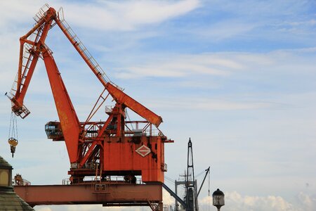 Transport harbor port