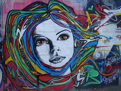 Graffiti art happy people