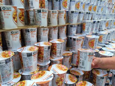 Instant pile up dry foods