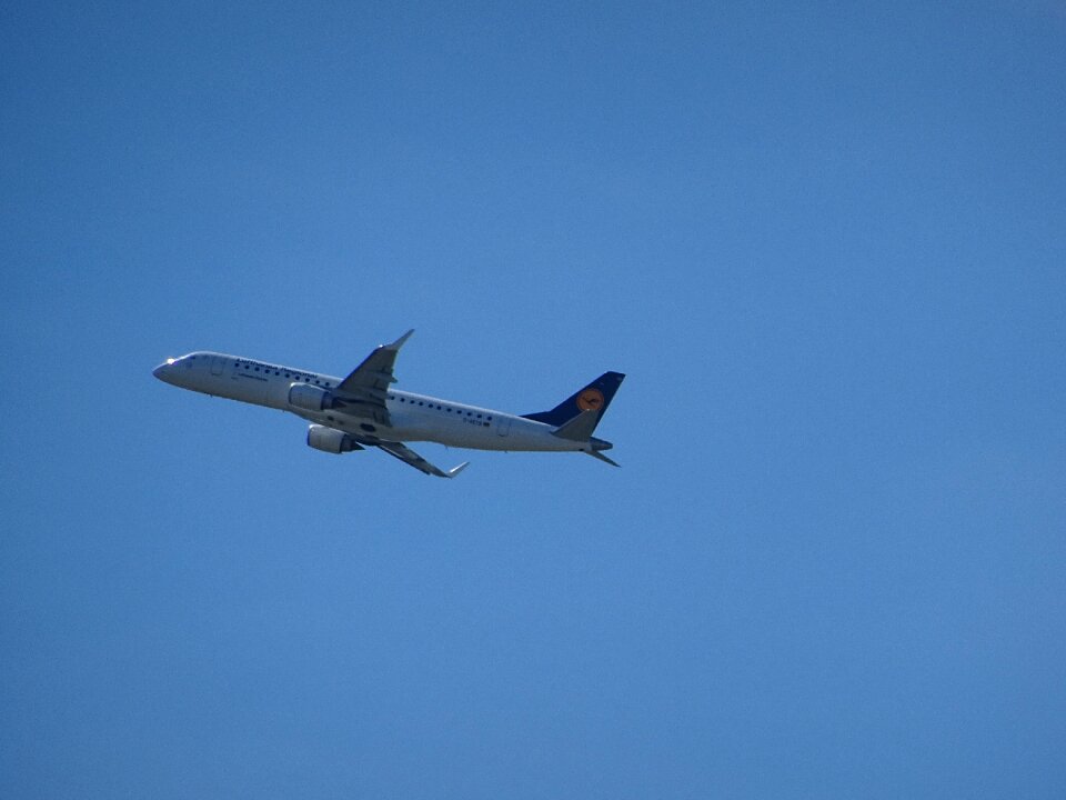 Lufthansa sky blue