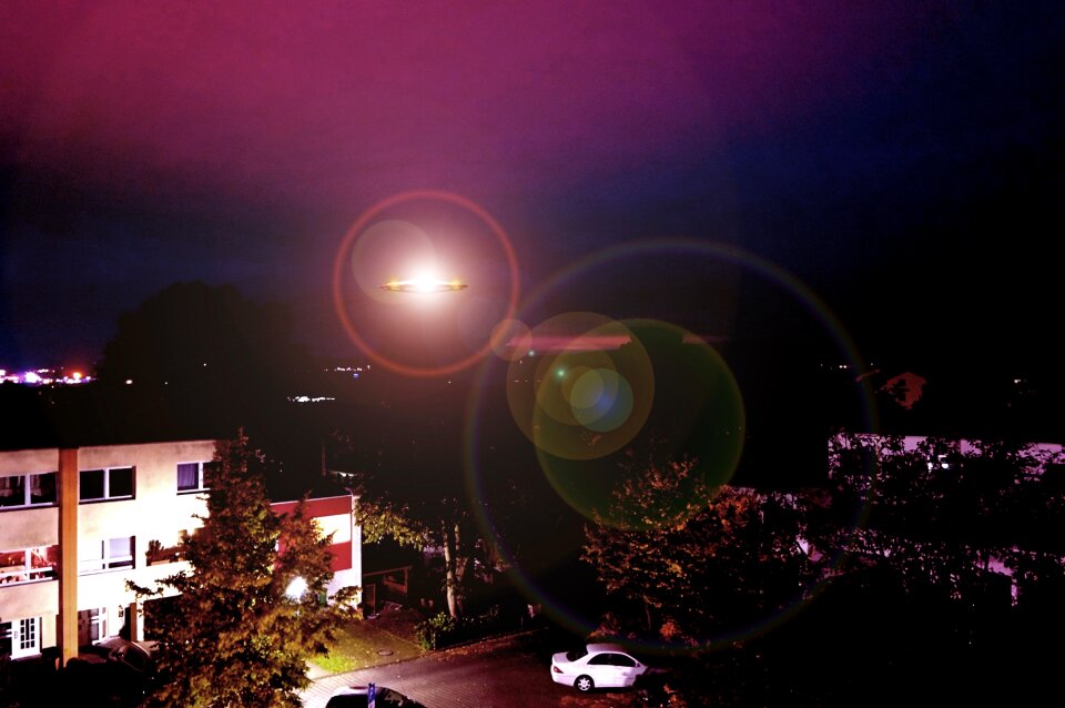 Spaceship foreign intelligence arrival