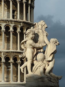 Pisa piazza dei miracoli torre photo