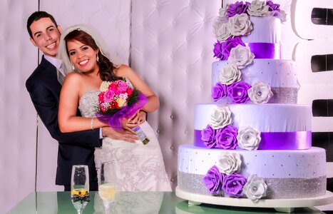 Married kiss wedding veil