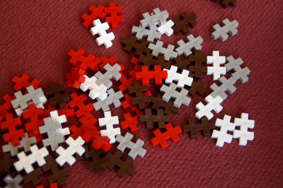 Share piecing together mess