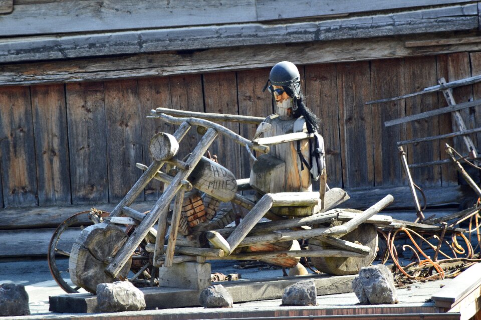 Sculpture wood rocker
