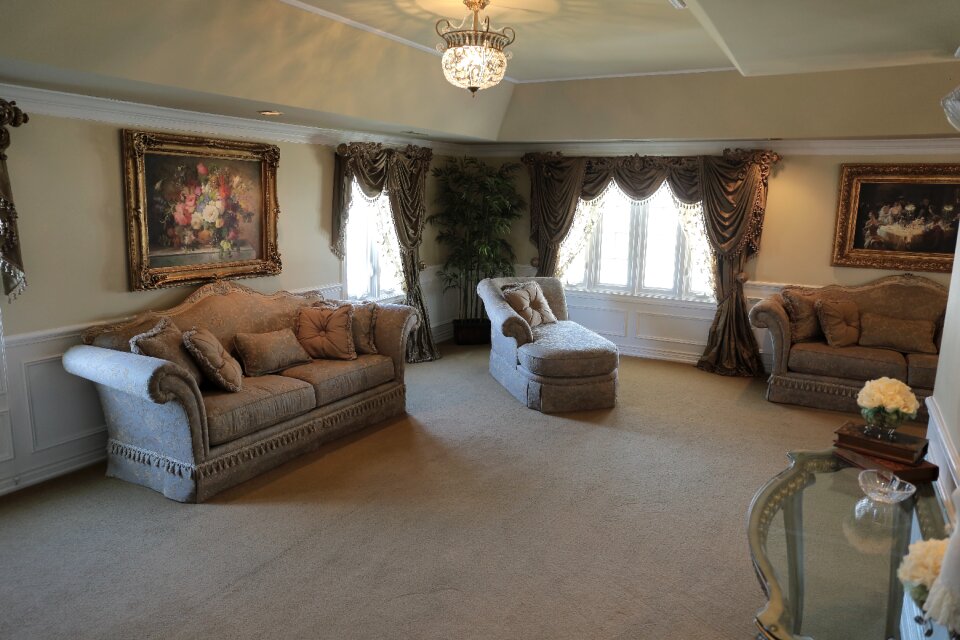 Elegance romantic