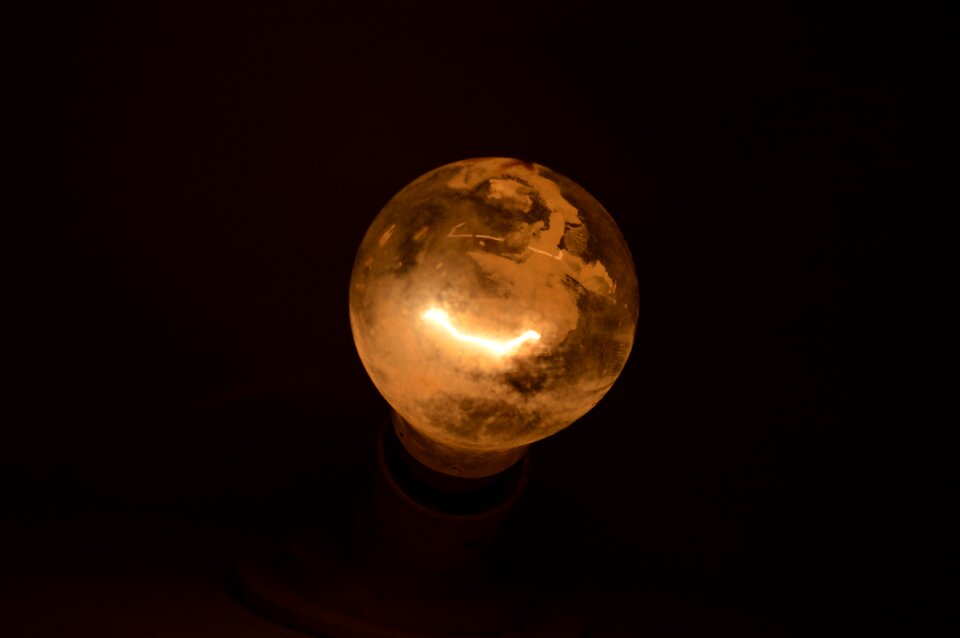 Electricity glow lightbulb