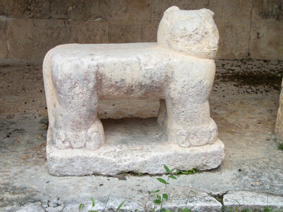 Mayan archeology chichenitza