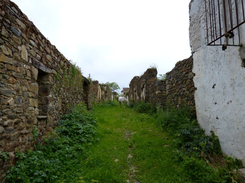 Ruins stones houses