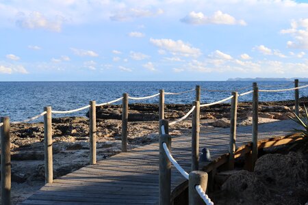 Sea away thaw