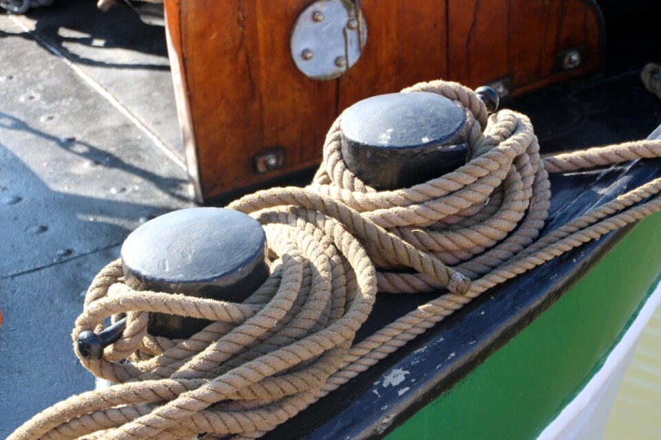 Ship bollard sail photo