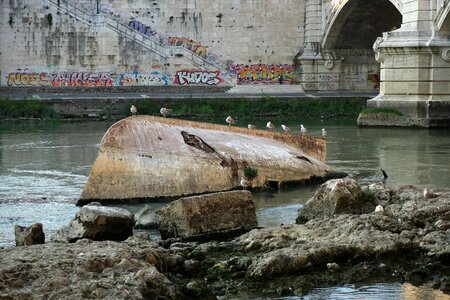 River italy bridge