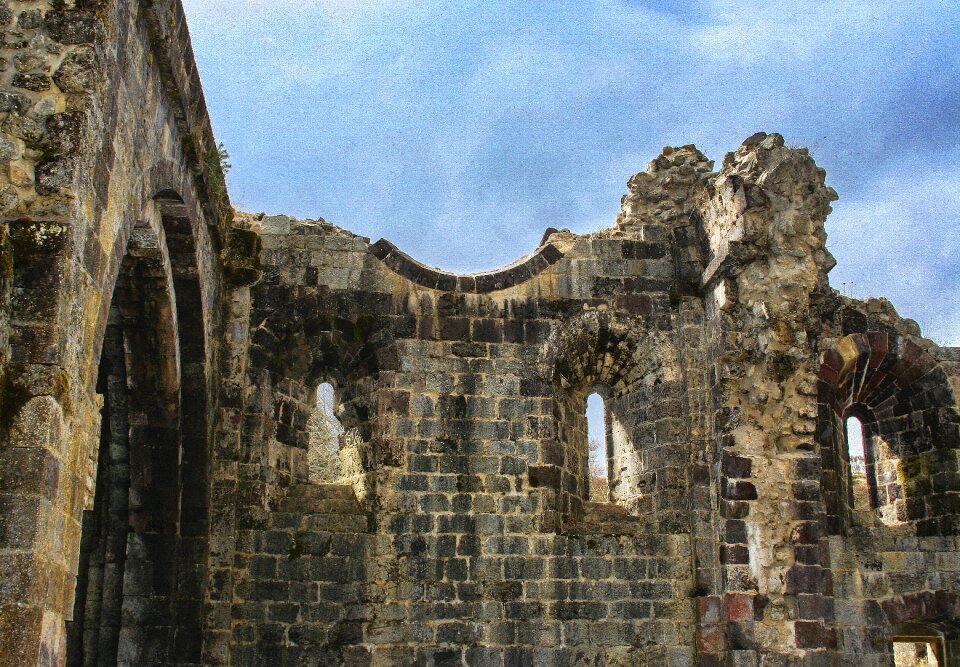 Former wall stone wall