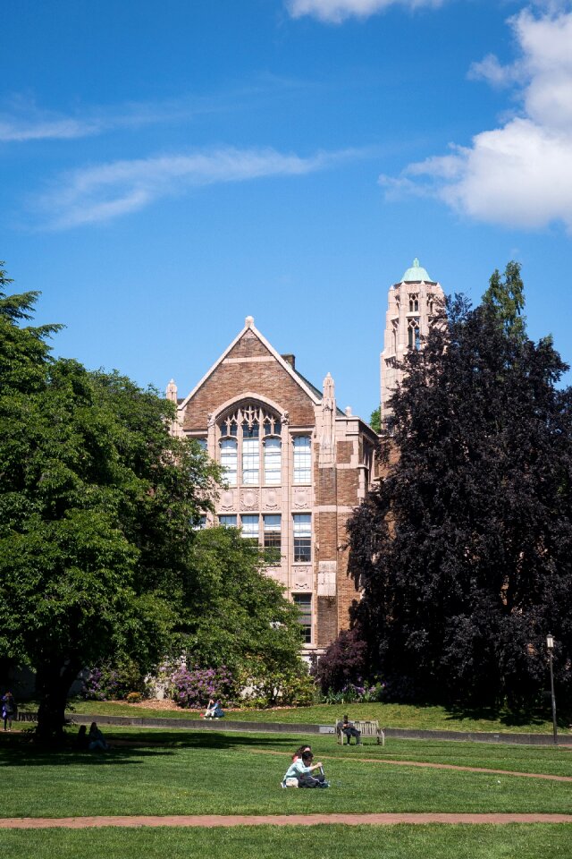 Building academy architecture