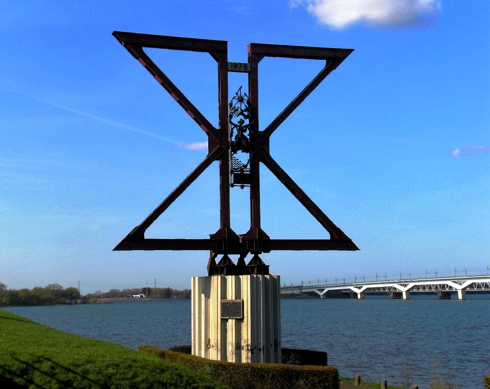 Metal memorial netherlands