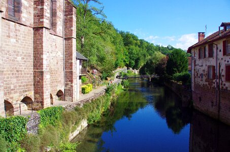 Nive bridge church