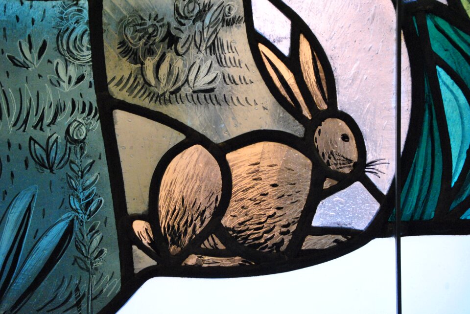 Colored glass drawing glass