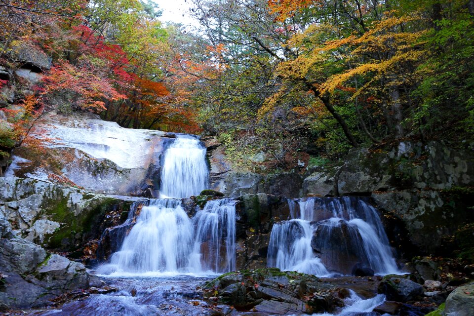 Room taishan 2-stage waterfall waterfall autumn