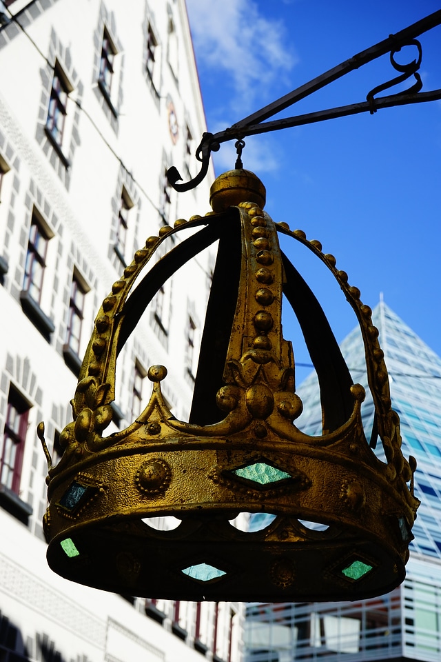 Guest house shield ulm crown lane