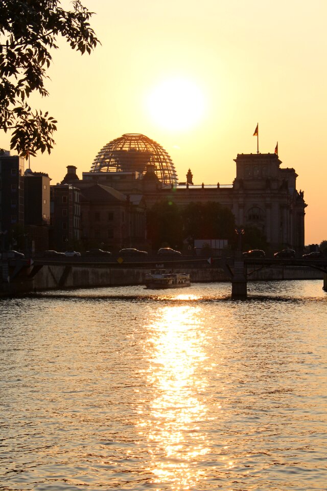 Evening river reichstag