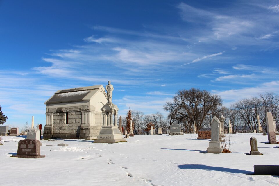 Dead cemetery winter