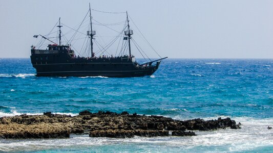 Sailboat pirate ship cruise ship
