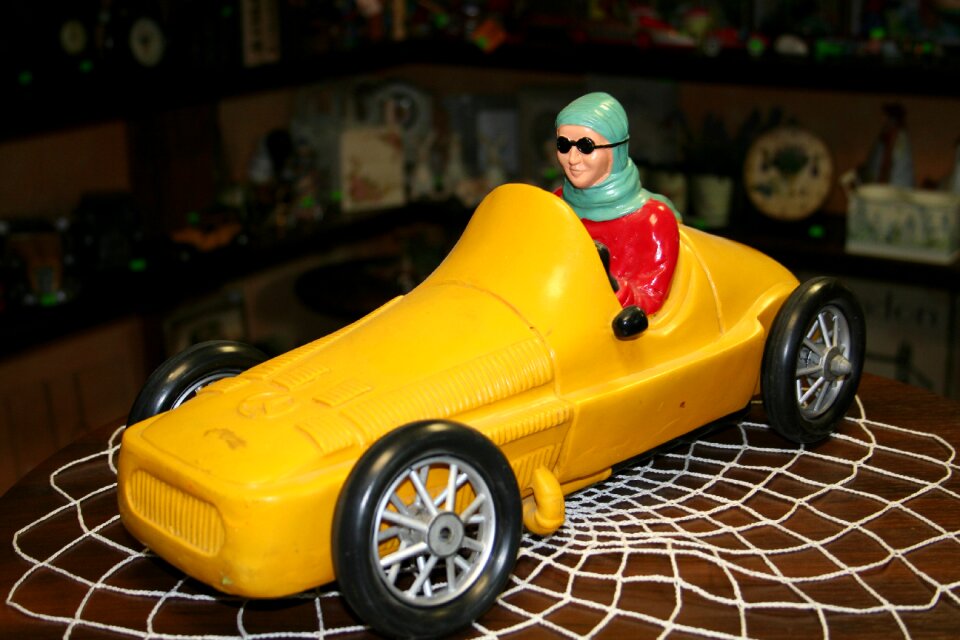 Veteran mercedes benz toy