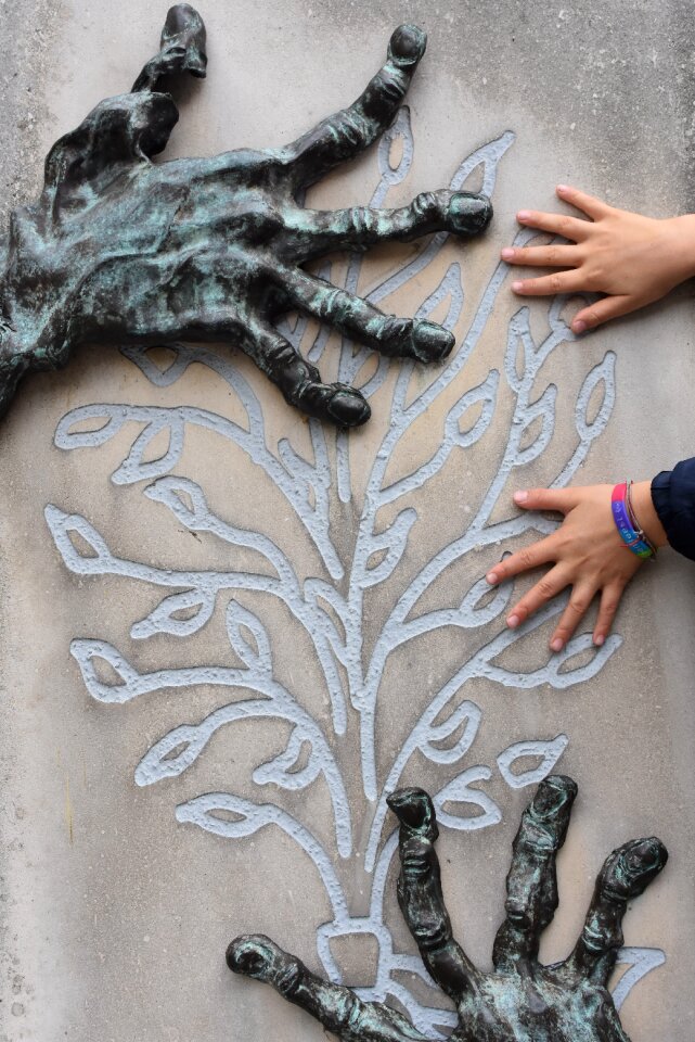 Connectedness art fingers