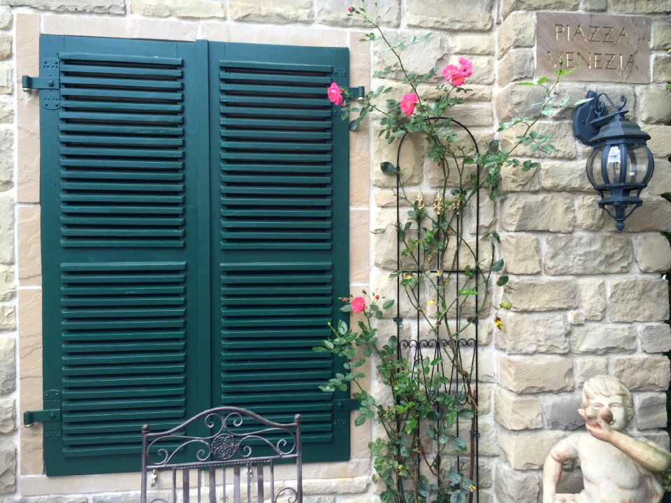 Wall romantic window
