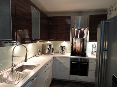 Cabinet real estate live