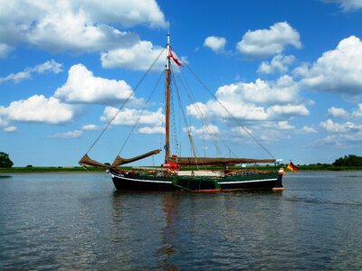 Boat seafaring rope photo