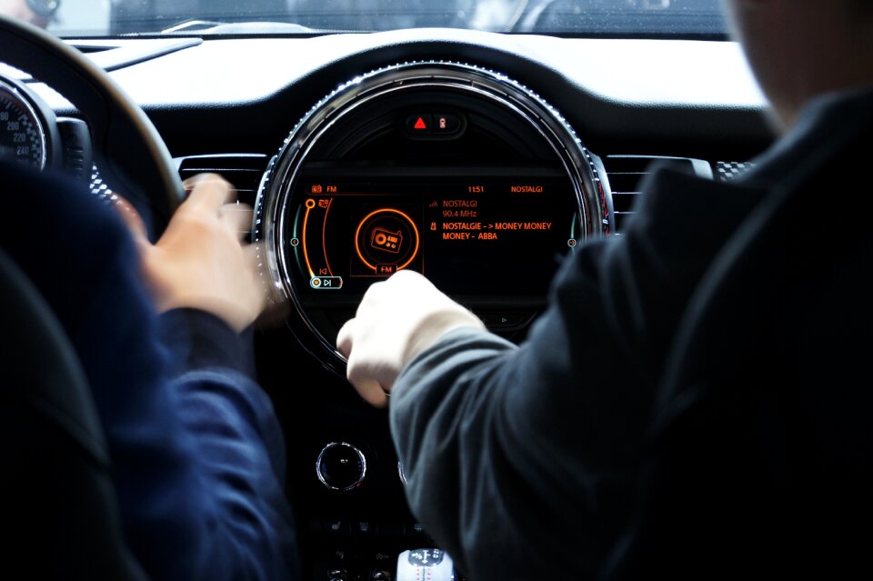 Drive vehicle hand