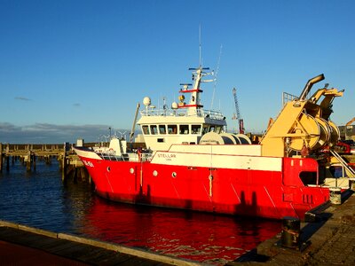 Channel port north sea