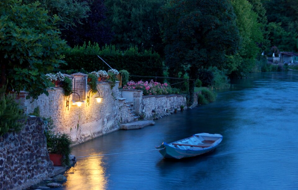 River dark shutter speed