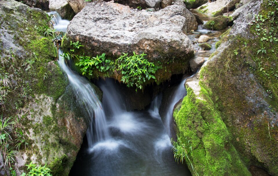 River flow long exposure