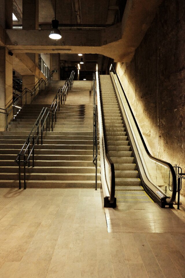 Stone escalator design