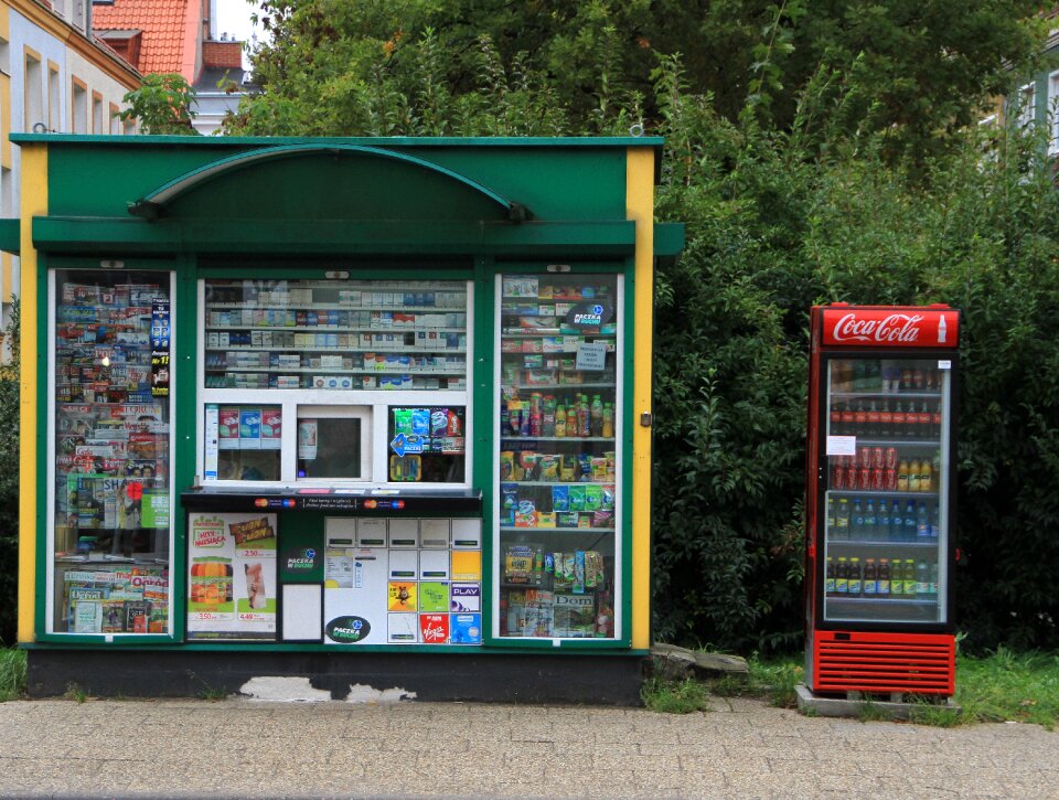 Kiosk street vending poland