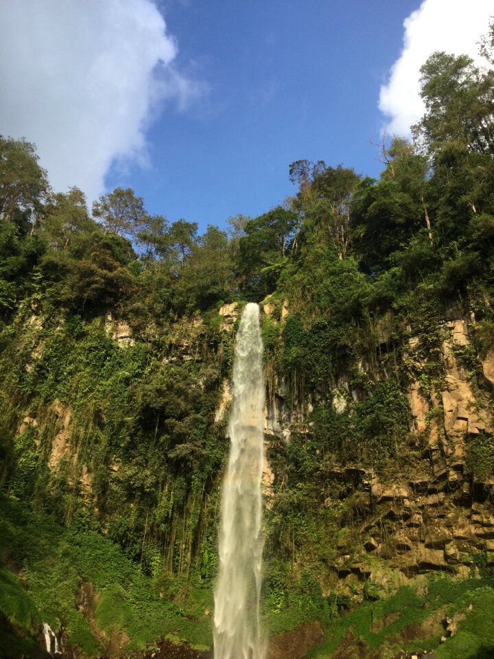 Grojogan sewu java indonesia