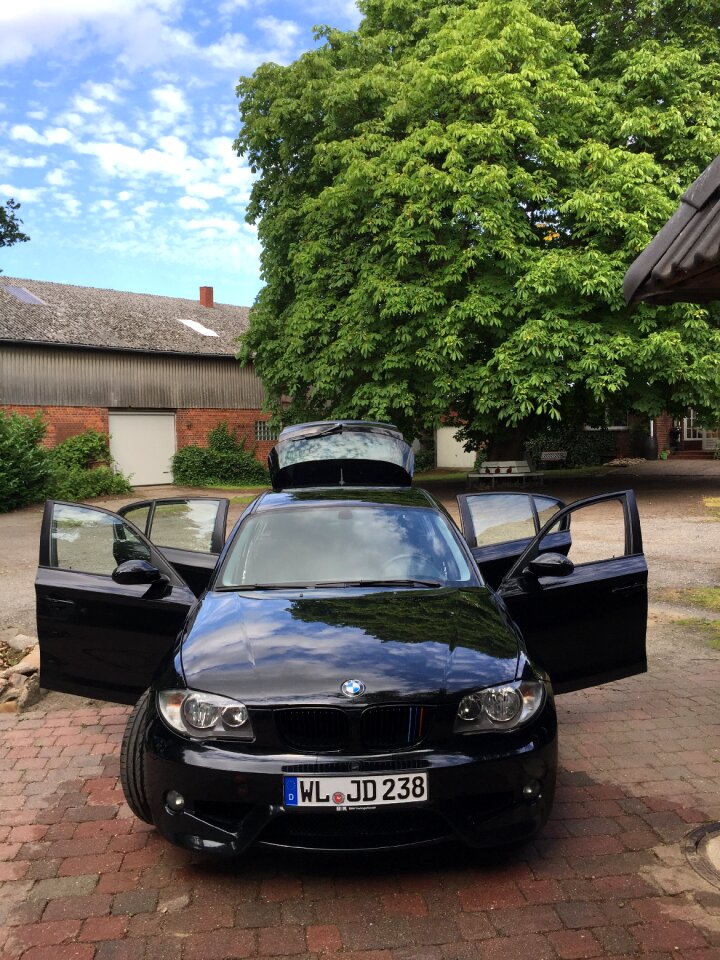 Nature sports car luxury