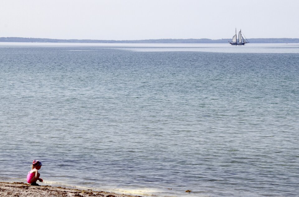 Ship blue water edge