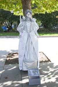 Thames embankment sunday costumed