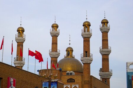 Urumqi grand bazaar tower photo