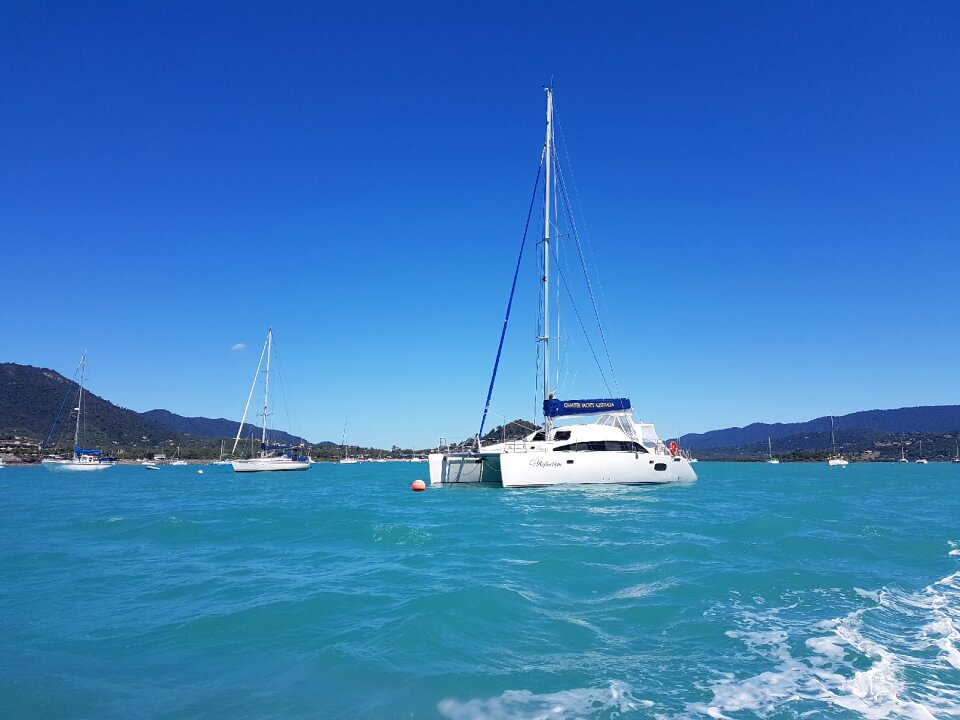 Whitsundays travel sea