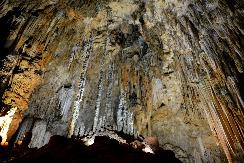 Stalactites devil's cave eldorado